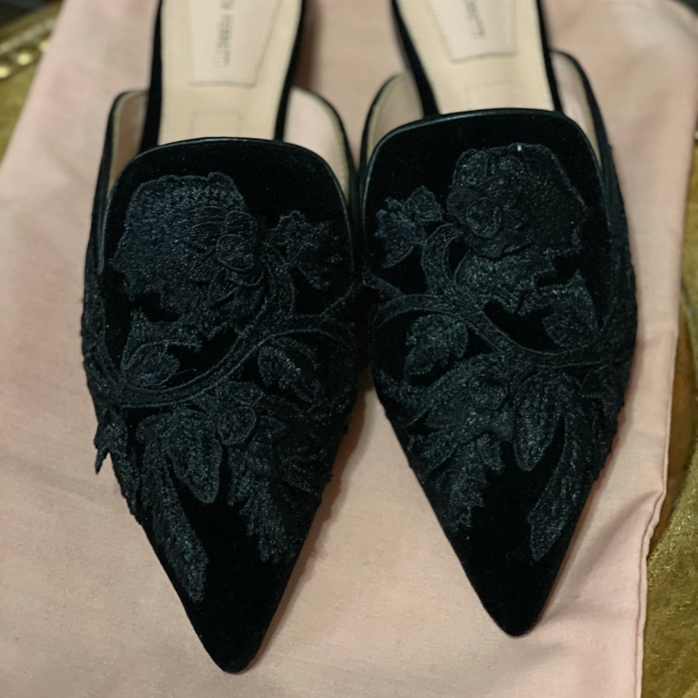 Black velvet slides